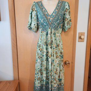 Suzanne Betro Dress - Size Medium